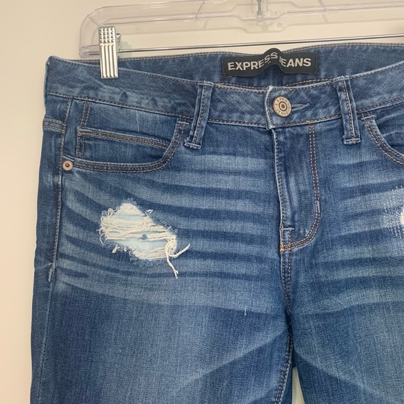 Express | Modern Boyfriend Low Rise Distressed Jeans - Picture 3 of 8